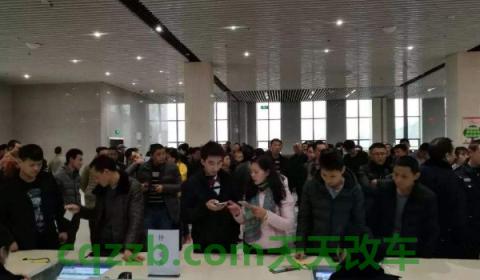 驾驶证扣24分多久作废(驾驶证被扣12分以上的分数还能驾驶车辆吗)  第3张