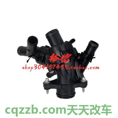 汽车疑问：奔驰CLA200的节温器在哪里？ 奔驰cla200备用电瓶在什么位置(奔驰cls350电瓶没电怎么搭电)