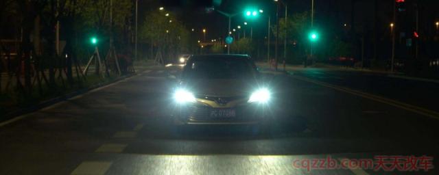 夜间会车时距对向来车150米以内应使用近光灯的原因是什么(什么时候使用远光灯)  第1张