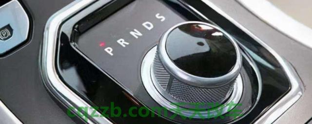 揭秘：停车是先挂p挡还是先手刹(自动挡车型挡挂挡需要注意什么)