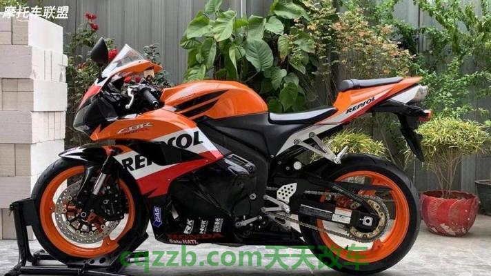 汽车知识：本田cbr22期有什么缺点 本田cbr600f5动力模式