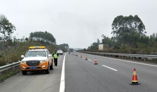 占用应急车道扣几分(占用应急车道的违章违法行为如何处理)  第3张