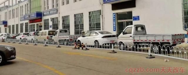 新车上牌照需要什么手续和证件(机动车临时号牌悬挂在什么地方)