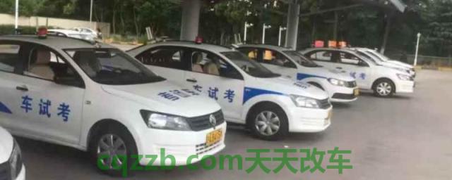 如何投诉驾校教练(驾校报名有要求吗)