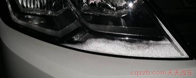 刚买的新车大灯起雾(大灯起雾的原因)