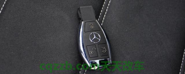 车钥匙进水(车辆钥匙都有哪些功能)  第1张