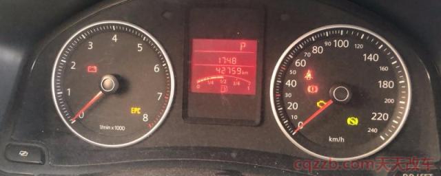 冬天汽车打不着火哒哒哒响,仪表盘闪(冬季车辆启动后多长时间可以行驶)