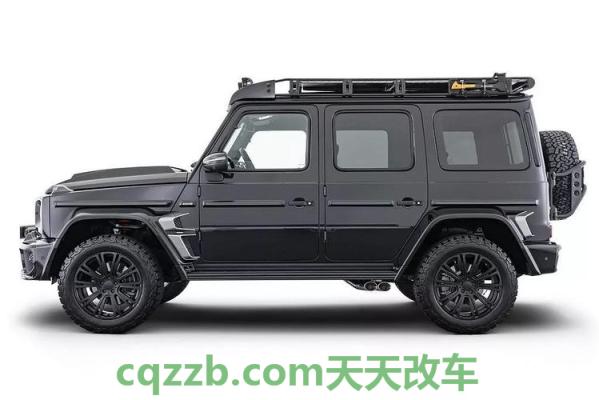 有用：奔驰车天窗惊现男孩 奔驰大g巴博斯图片壁纸霸气  第2张