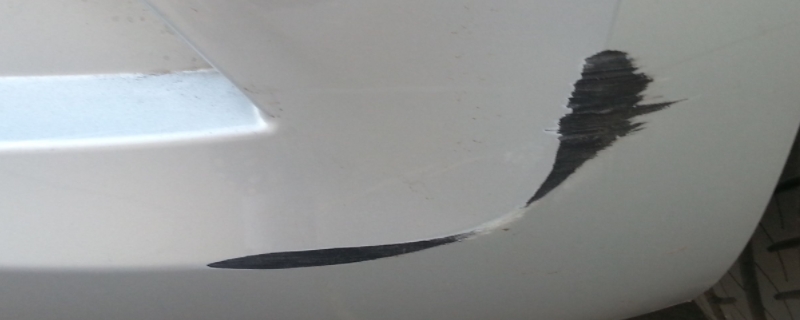 新车补漆要过夜安全吗(如何保护好车辆的车漆)