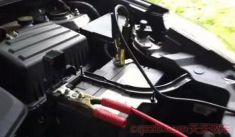 汽车有油有电无法启动(汽车电瓶没电怎么办)  第2张