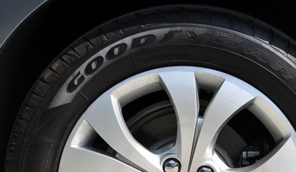 解密：七年三万公里轮胎要换吗(如何保护轮胎的安全)  第3张