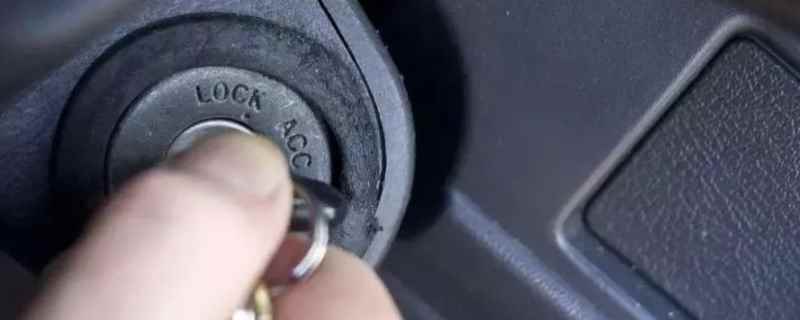 二次打火为什么不赔(车辆发动机遇水熄火为什么不能够再次启动)