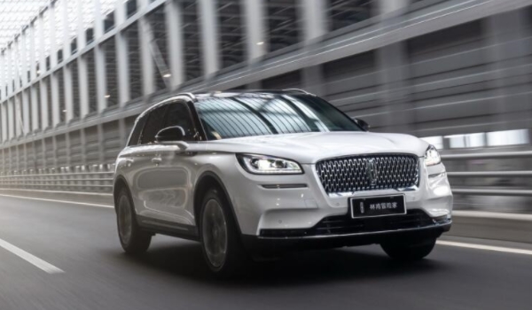 林肯corsair什么车(林肯冒险家的车身尺寸数据是什么)  第2张