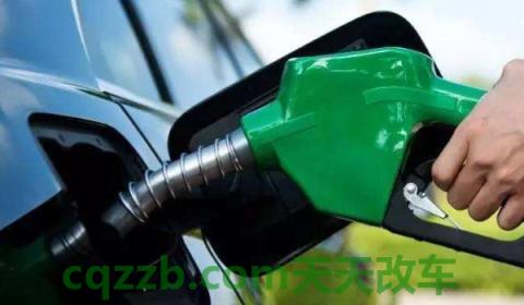 解惑一下：油表灯亮了还能跑多远(车辆加油可以加满吗)  第2张