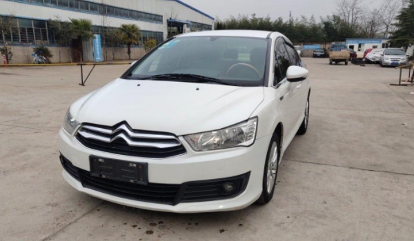 雪铁龙世嘉油箱多少升(雪铁龙世嘉的底盘转向系统)  第2张