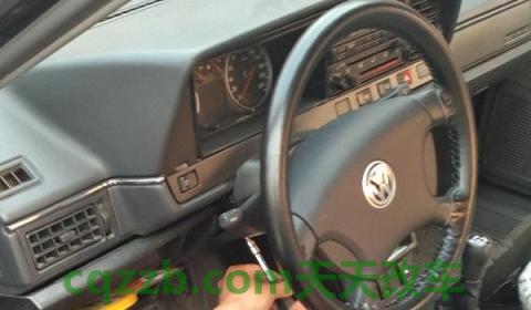 车停着突然响警报还双闪()  第4张