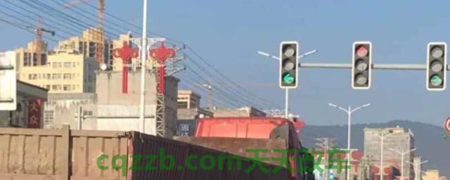 闯红灯了怎么办(机动车辆闯红灯如何处罚)