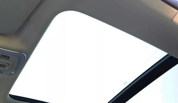 更换天窗密封条需要拆天窗吗(天窗使用的注意事项)  第3张