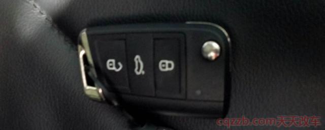 途观钥匙电池怎么换电池(途观车辆的尺寸是多少)  第1张