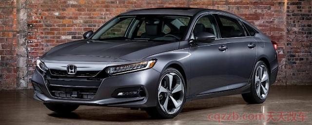 十代雅阁油箱多少升(十代雅阁采用的是什么发动机)  第1张