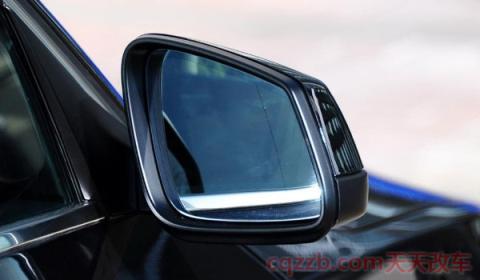 后视镜判断后车距离(后视镜角度如何调节) 第3张