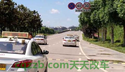 科目三一上车就打火吗(科目三考试当天可以考几次)  第2张