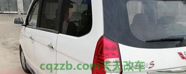 五菱宏光门锁反复跳怎么修(五菱宏光的生产厂商是哪里)  第1张