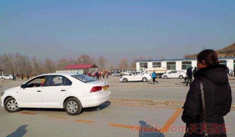 2020年考驾照需要刷多少学时(机动车驾驶证科目二考试分为几项) 第3张