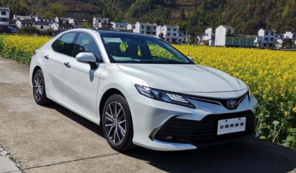 说道一下：hybrid丰田是什么车(丰田凯美瑞的生产厂商是哪里)  第3张