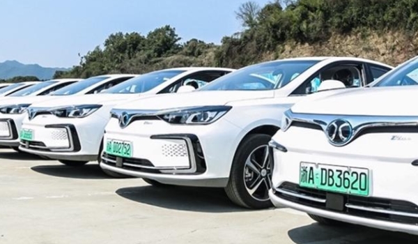 铅酸电池第一次没充满有影响吗(新能源车型有几种)  第2张