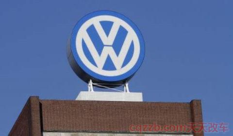 老迈腾驻车p亮黄灯带斜杠(迈腾车型打造于哪个平台) 第2张