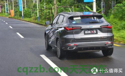 汽车疑问：长安欧尚X5的动力配置及其整体性能简介 长安欧尚X7旗舰型性价比怎么样及其性能简介  第2张