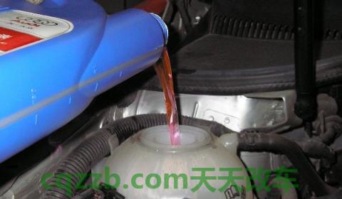 防冻液一到冬天就漏(不同颜色的防冻液可以混加吗)  第2张
