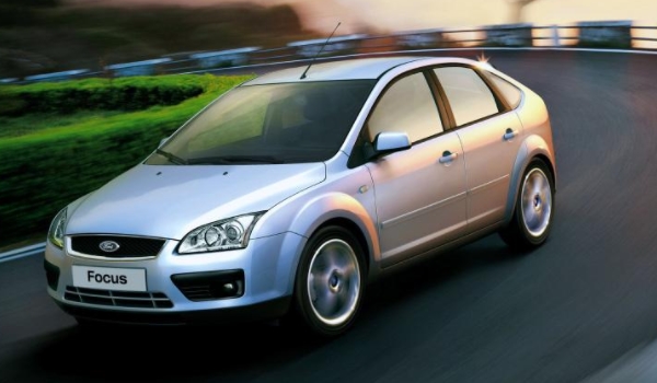 讲授:2012款新福克斯油箱多少升(2012款新福克斯的车身尺寸数据是什么) 第2张