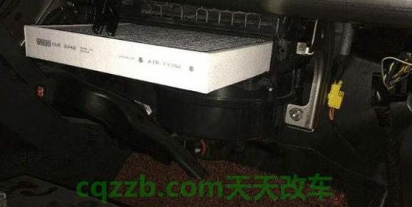 别克空调滤芯在哪里(更换空调滤芯) 第2张
