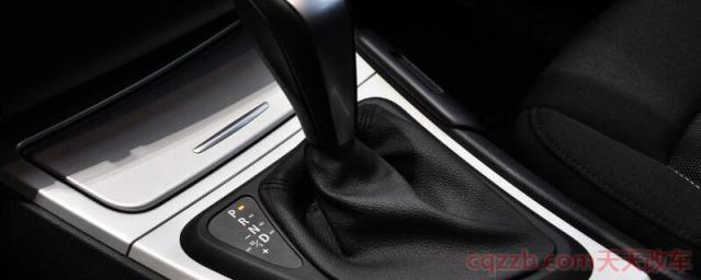 自动挡车倒车挂什么档()