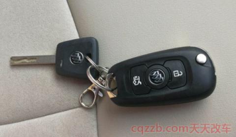 车钥匙锁车里了怎么办教你一招(车辆的备用钥匙需要放在哪里) 第3张