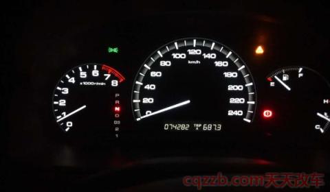 黄三角形感叹号故障灯怎么办(车辆的故障灯亮起又消除怎么回事) 第2张