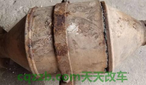 讲解一下：三元催化器灯亮了有必要换吗(三元催化器损坏怎么办)  第3张