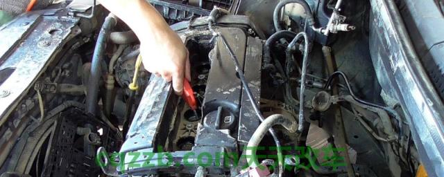 油里面进水了怎么办(怎样避免汽油中出现水分)