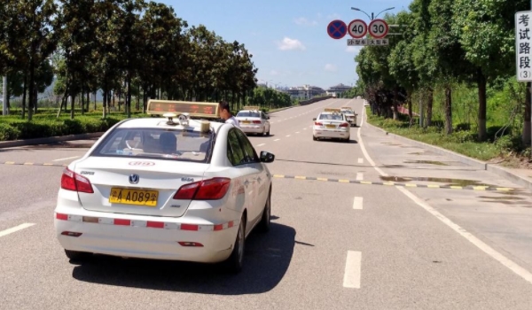 科目三考试项目有哪些(科目三考试可以考几次)  第3张