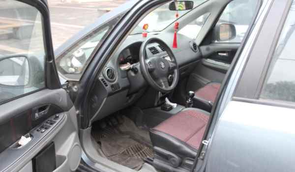 表板蜡对塑料有什么影响(机动车辆内饰需要多久清理一次)  第3张