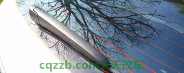 汽车后挡风玻璃加热丝修复(车辆后风挡加热如何使用)