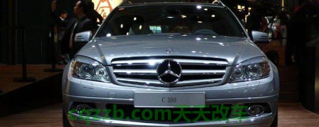 奔驰c300为什么比e300贵(2020款c300)