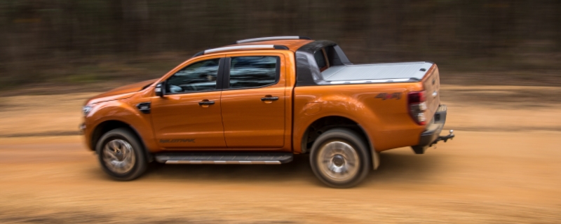 皮卡使用年限是多少年(皮卡车型上什么颜色的牌照)