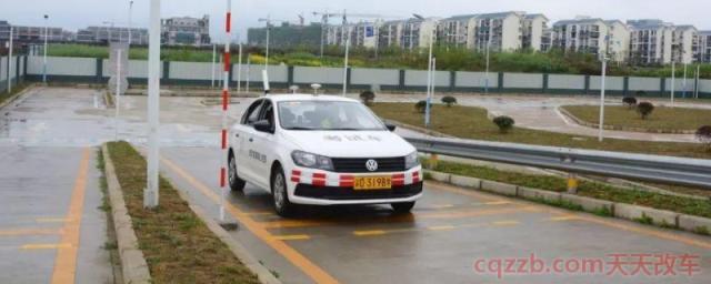 深圳科目二约考,需要多少学时(驾驶证科目二考试需要注意什么)