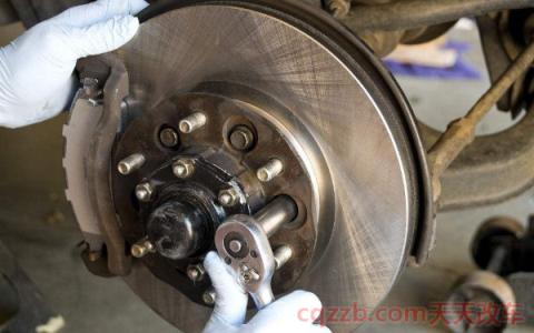 后刹车片比前刹车片磨损快(刹车片多久更换一次)  第3张