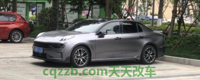 普及一下：领克03油箱多少升(领克03的车身尺寸数据是什么)
