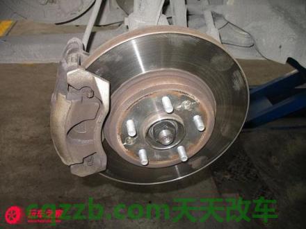 车友：刹车皮更换技巧_什么是刹车皮更换技巧  第3张