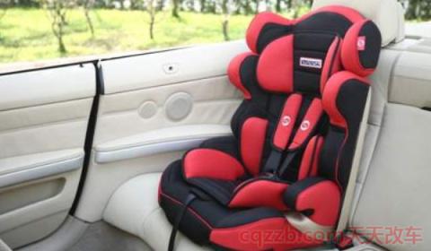 安全座椅可以放副驾驶座吗(安全座椅的作用)  第2张